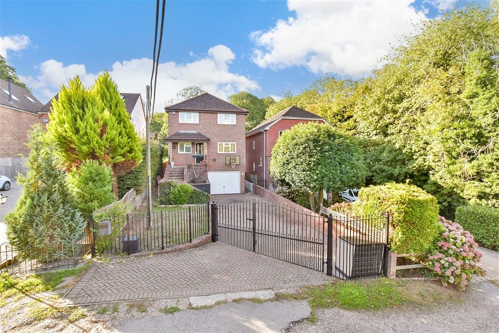 Property photo 1 of 15 External (Web)