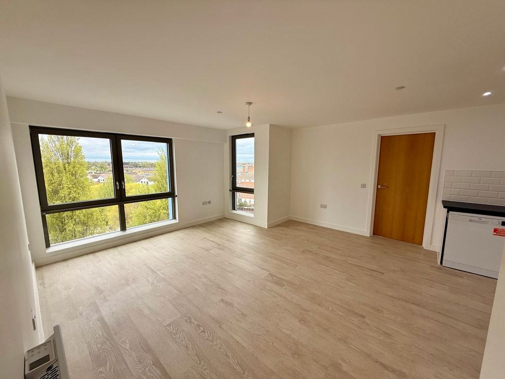 Property photo 2 of 14 Living Room