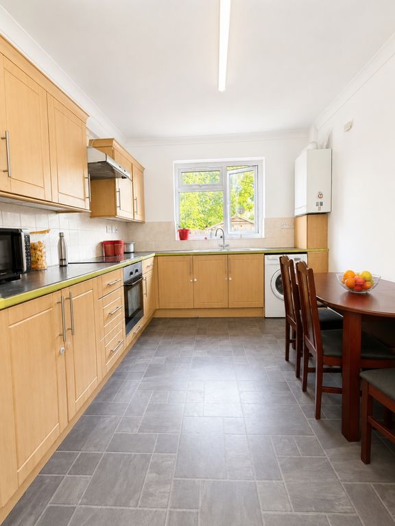 Property photo 2 of 4 731c95d8-8d2E-4d09-8454-6Aae316Ddfce