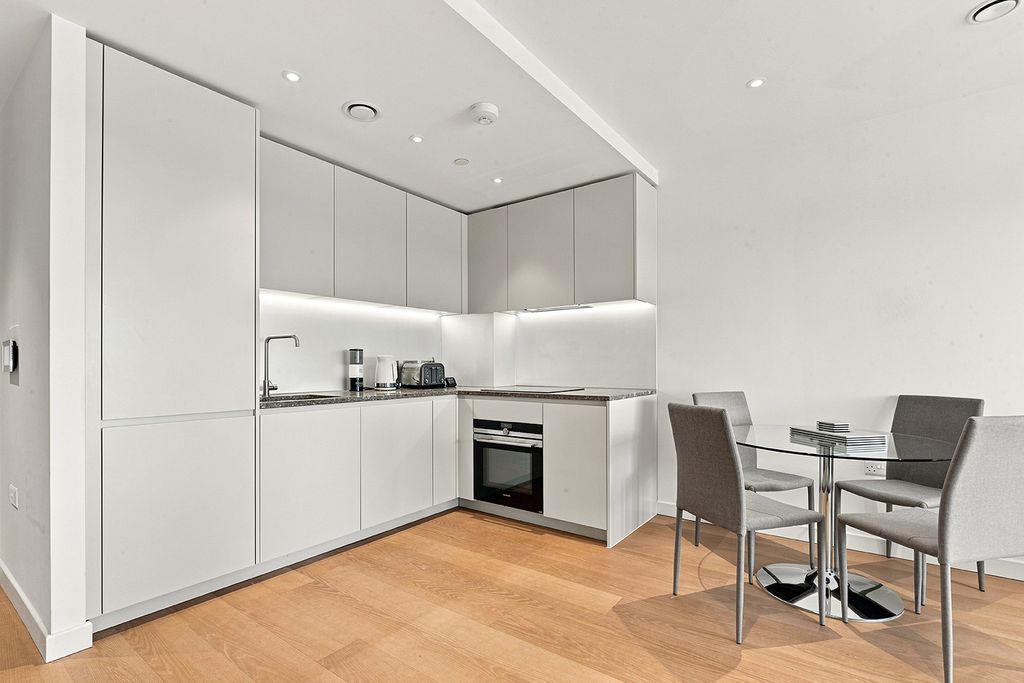 Property photo 3 of 14 3.Jpg