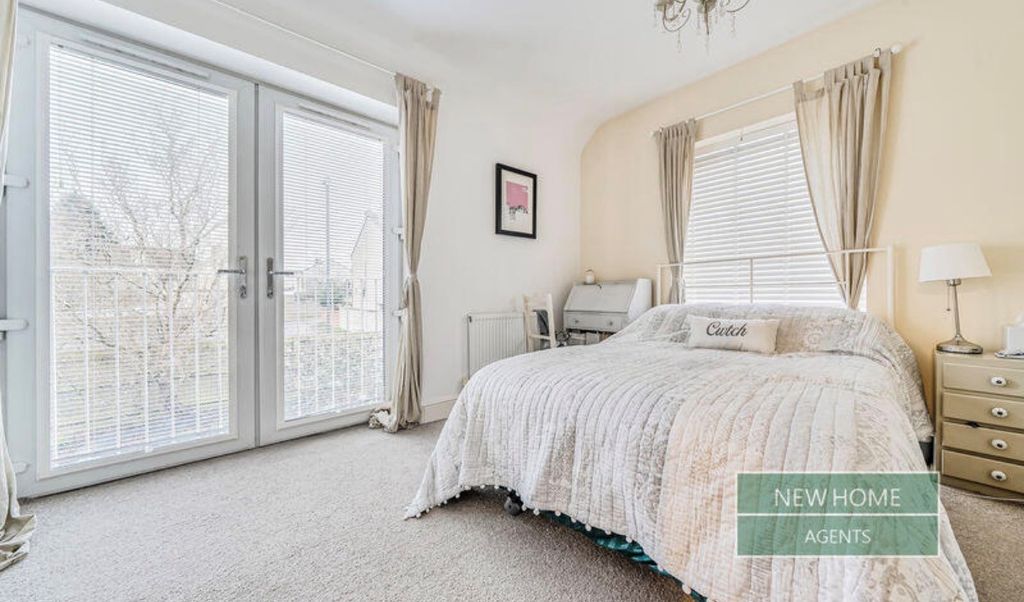 Property photo 3 of 11