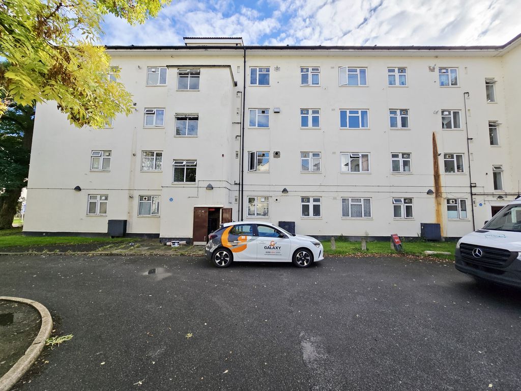 Property photo 1 of 12