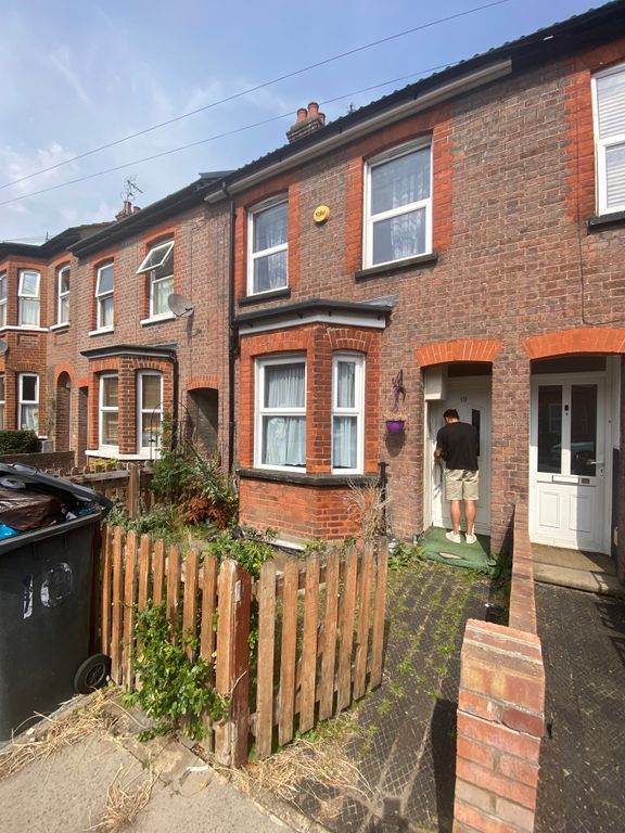 Property photo 1 of 8