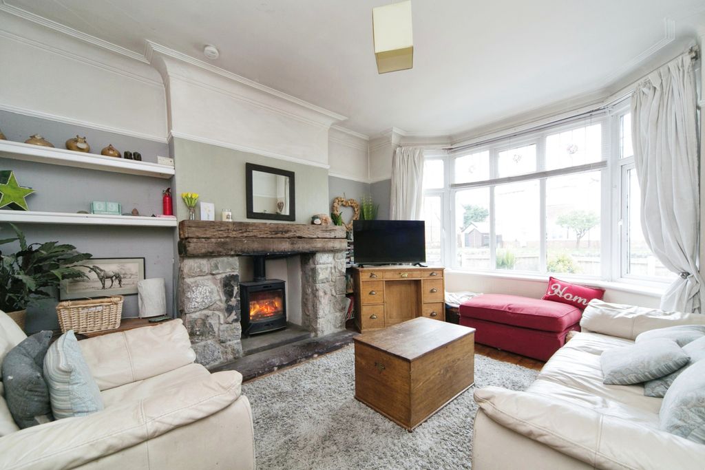 Property photo 2 of 15 Photography