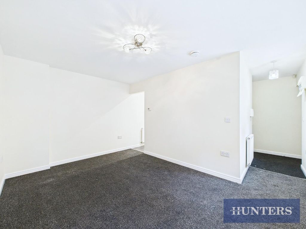 Property photo 2 of 9 Cam05333G0-Pr0019-Still007.Jpg