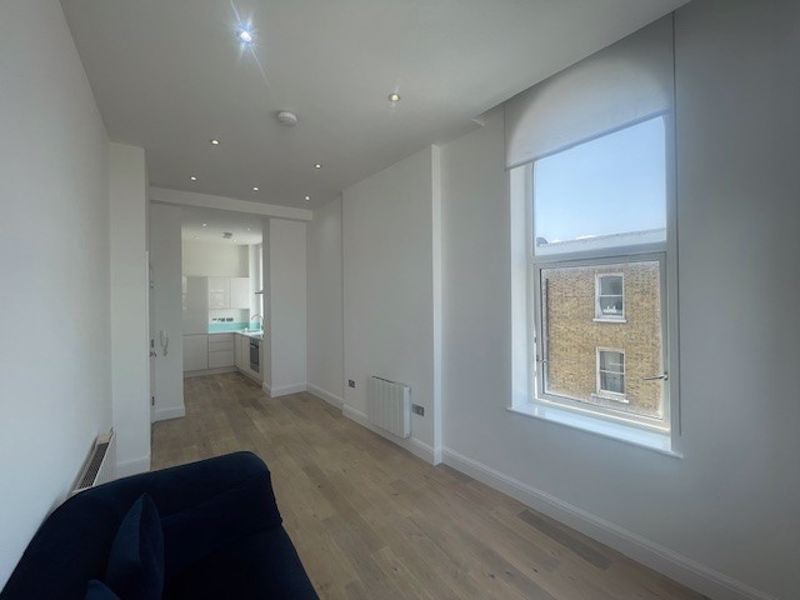 Property photo 2 of 5 Photo 5