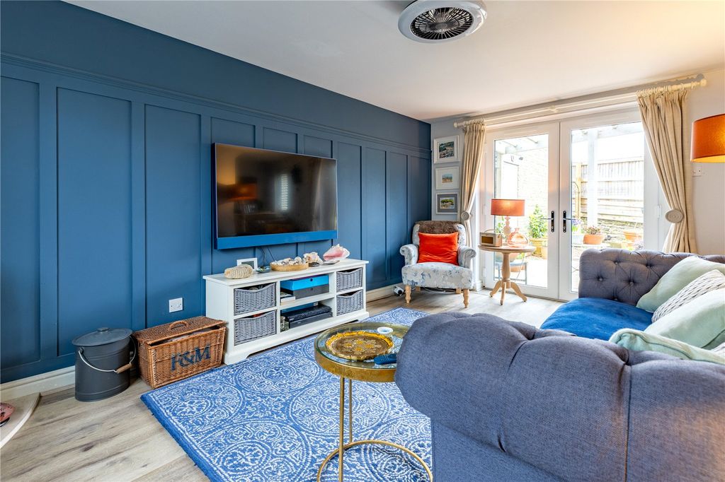 Property photo 2 of 15 Picture No. 05