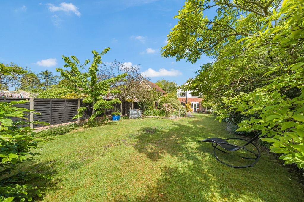 Property photo 2 of 26