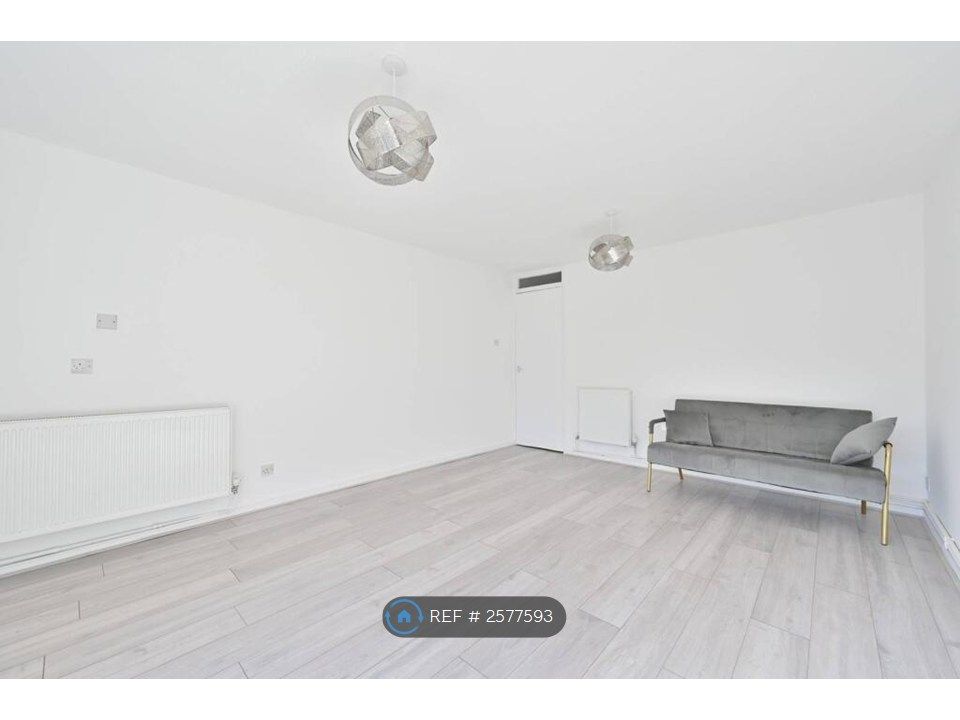 Property photo 1 of 6 Lounge View 1