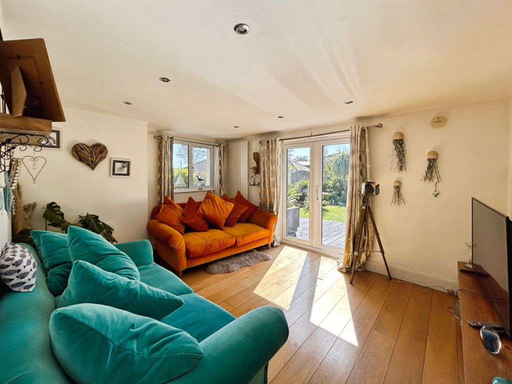 Property photo 2 of 32 5089833
