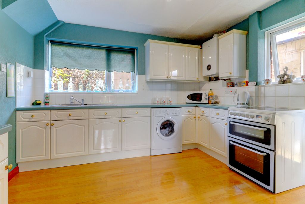 Property photo 3 of 15 Picture No. 04