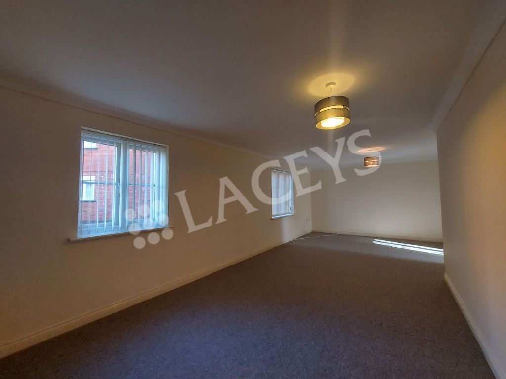 Property photo 2 of 10 Lounge