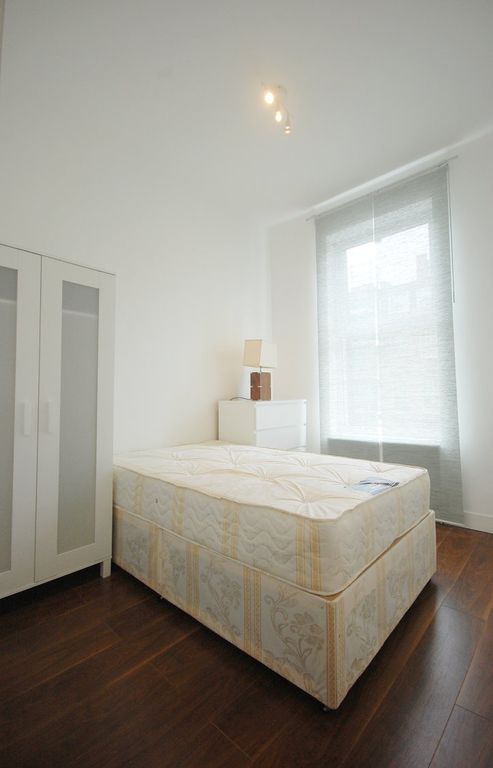 Property photo 1 of 4