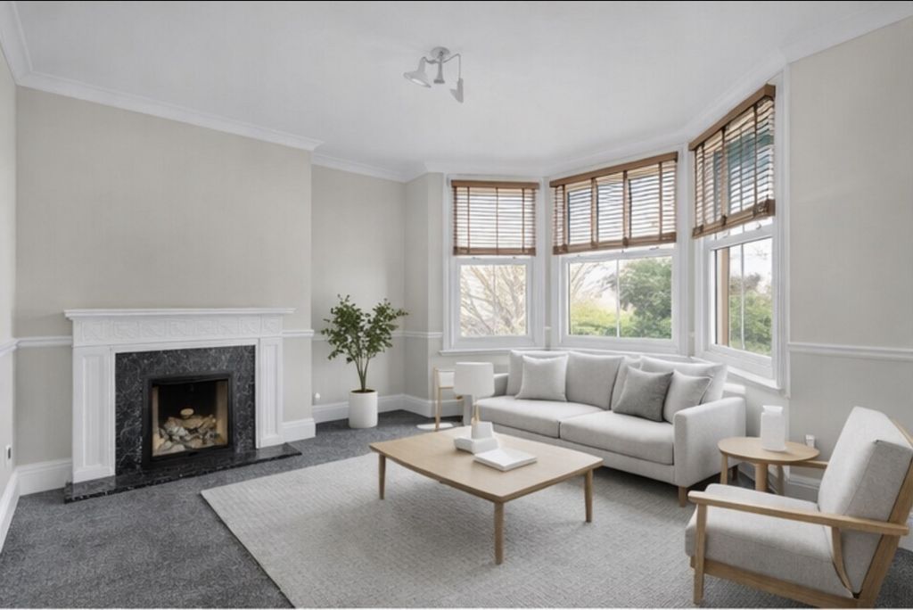 Property photo 2 of 6