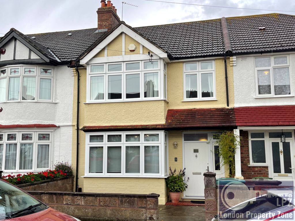 Property photo 1 of 23