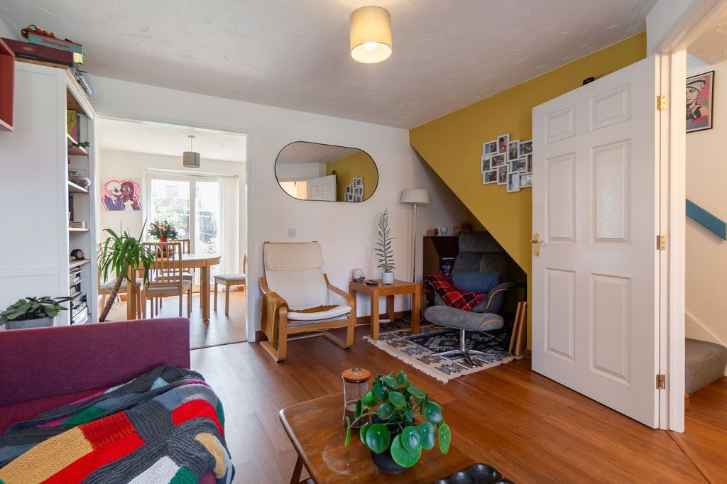 Property photo 2 of 22