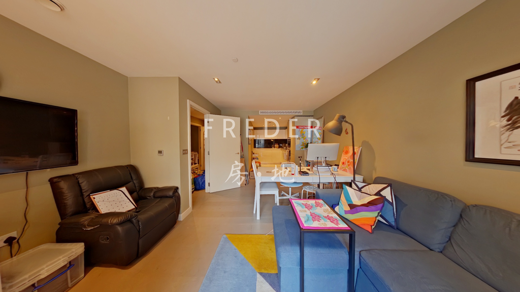 Property photo 3 of 12