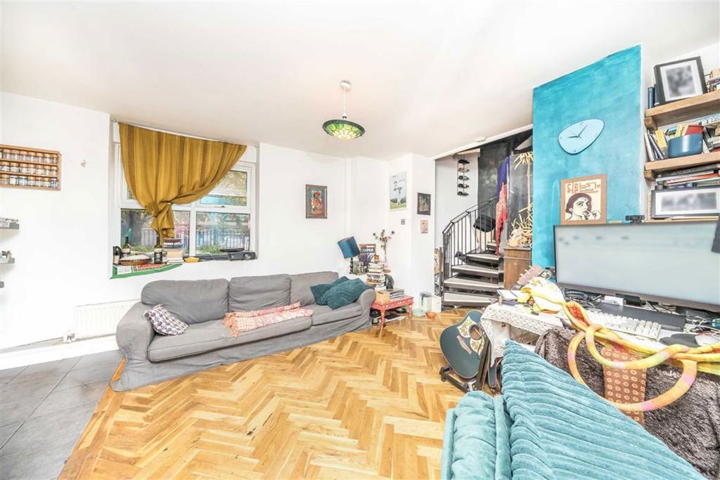 Property photo 2 of 4