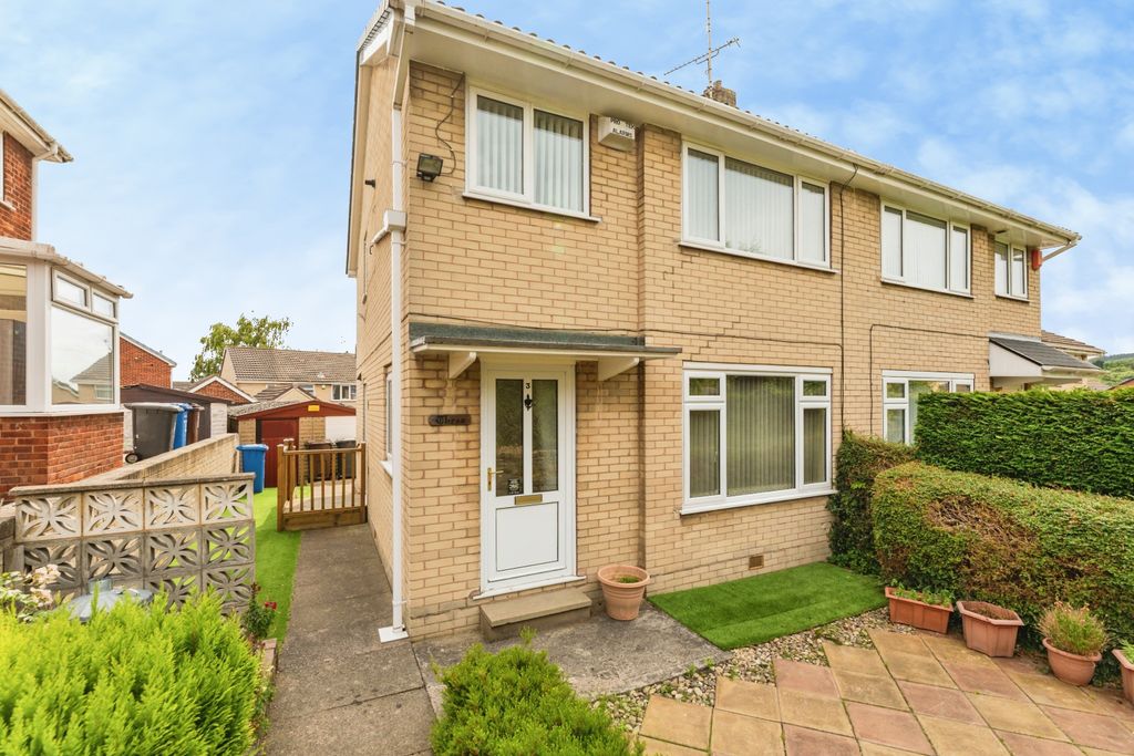 Property photo 2 of 24