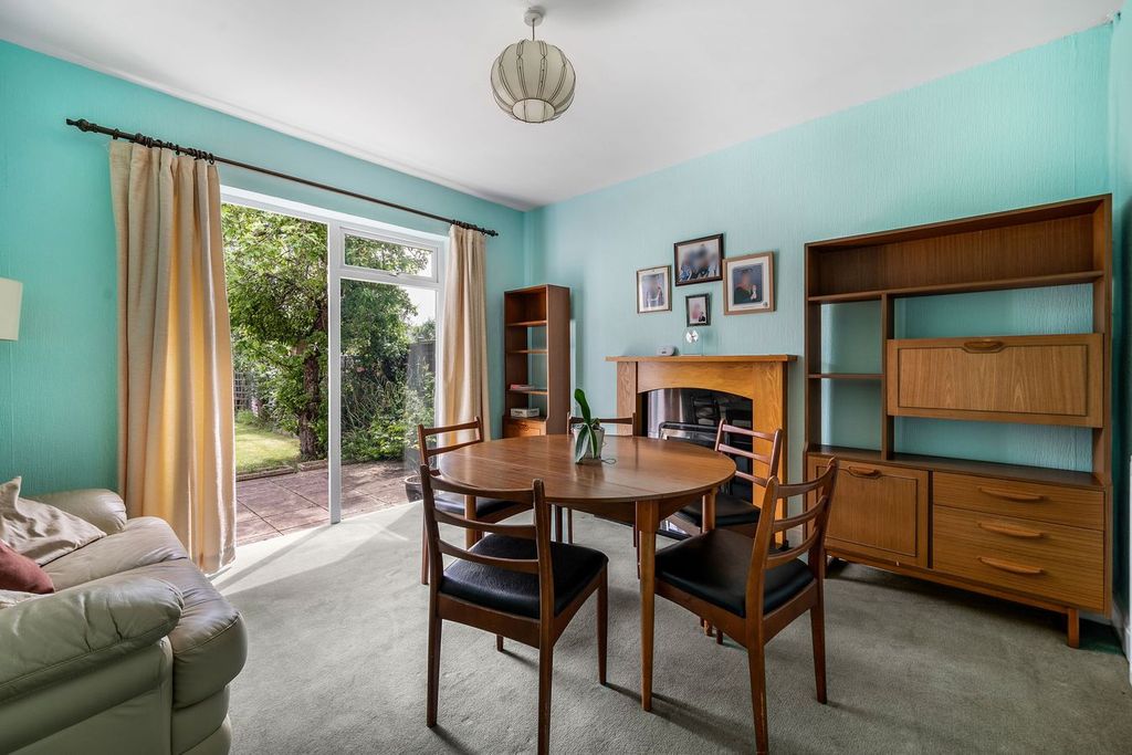 Property photo 2 of 14