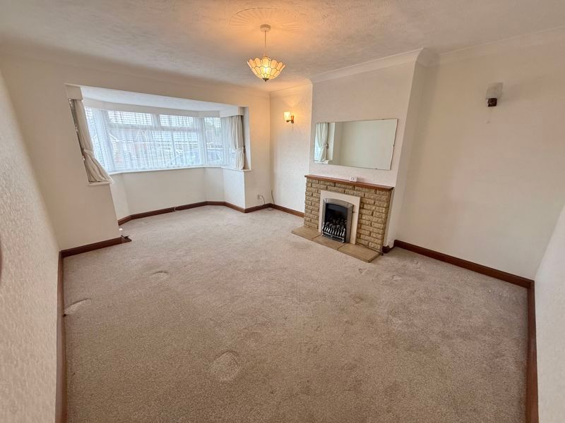 Property photo 3 of 14 Living Room