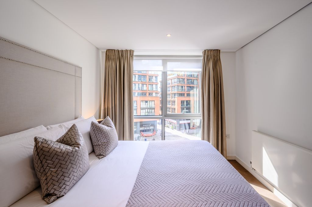 Property photo 2 of 12 Gallery