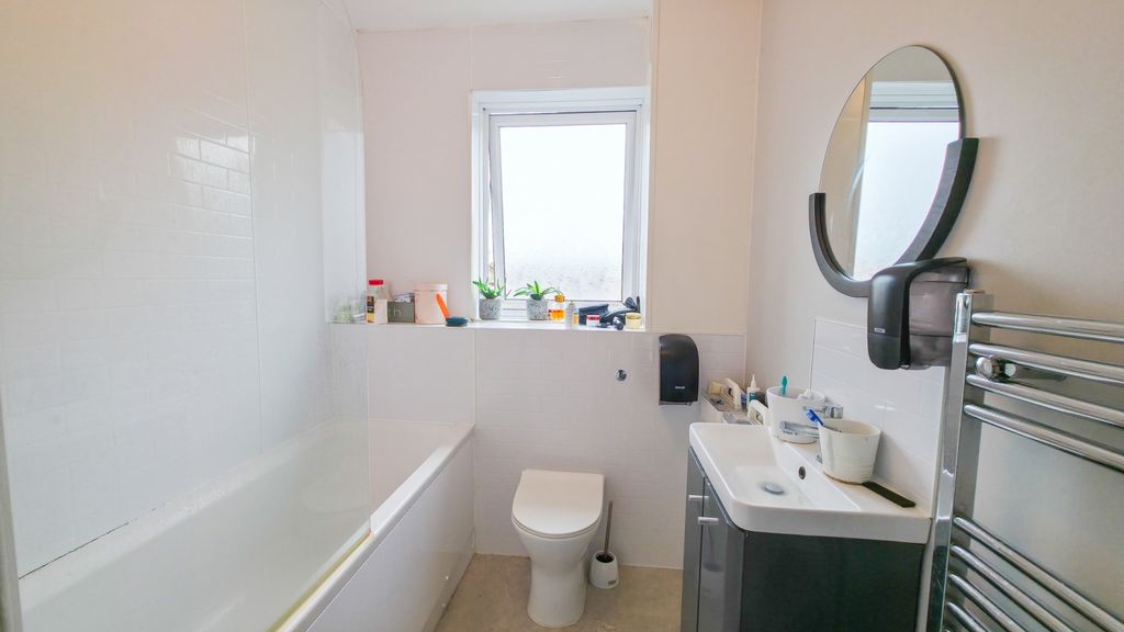 Property photo 2 of 8 20260227_131905