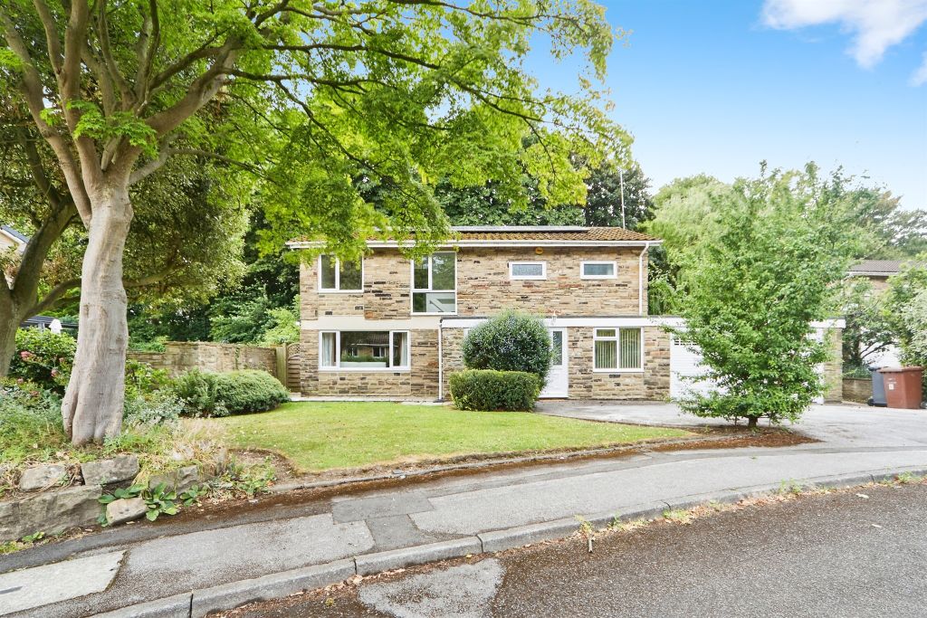 Property photo 1 of 19 Outside