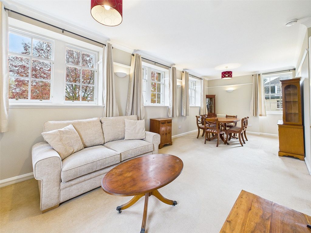 Property photo 3 of 29 Picture No. 10