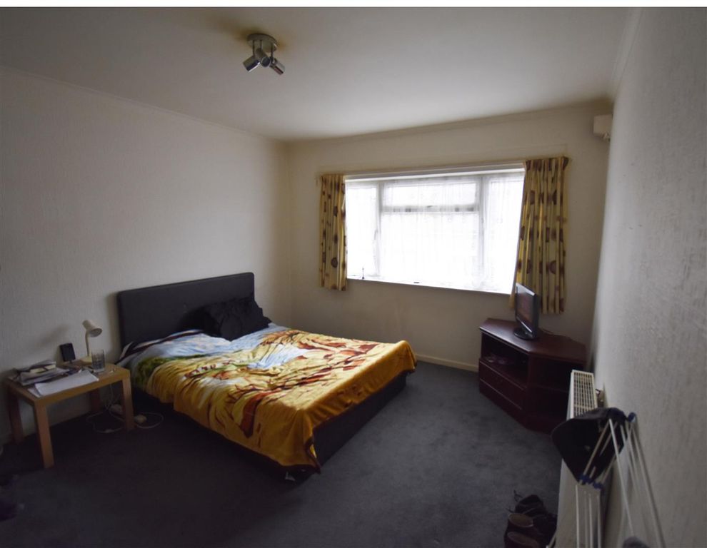 Property photo 2 of 4