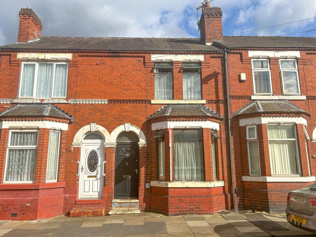 Property photo 1 of 12 Front
