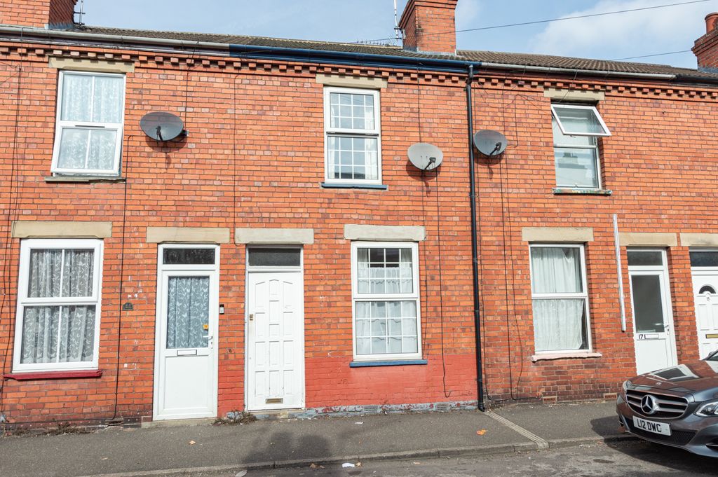 Property photo 1 of 7