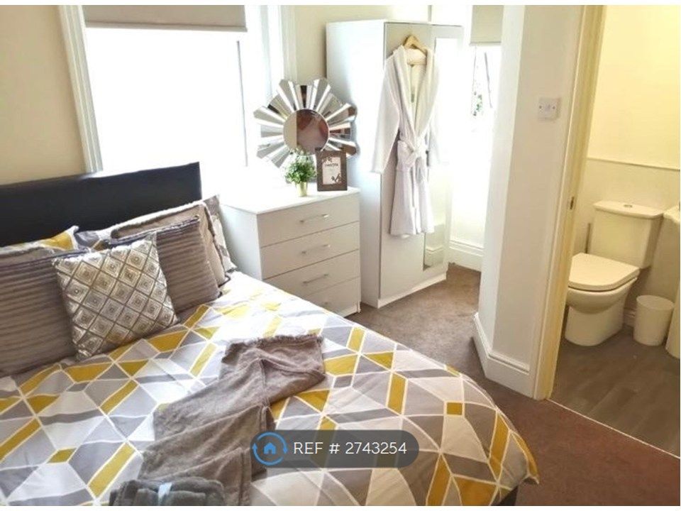 Property photo 3 of 8