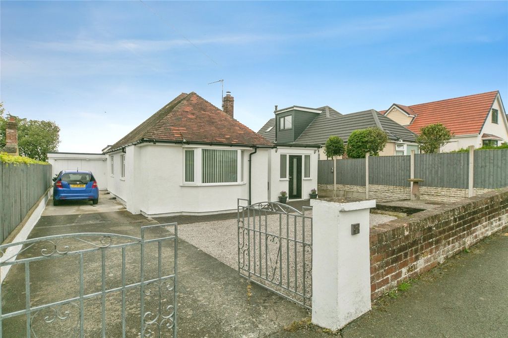 Property photo 1 of 23 Picture No. 11