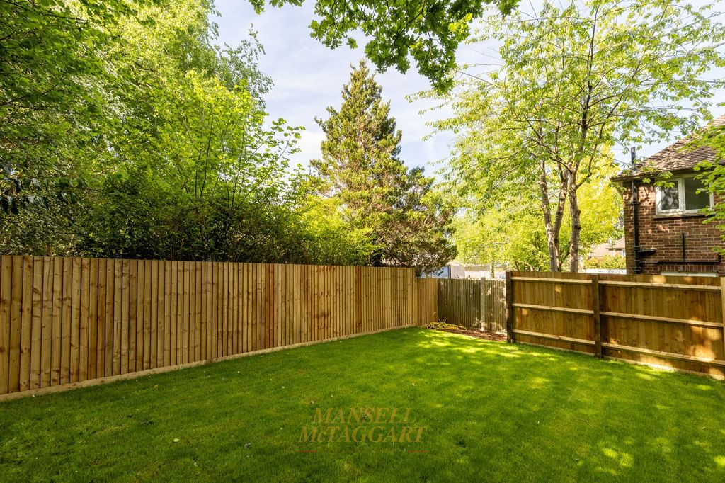 Additional image 11 of 1 bed maisonette for saleBuckhurst Close, East Grinstead RH19