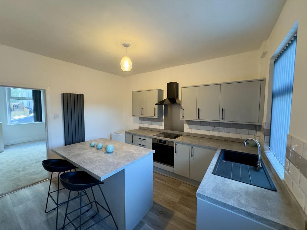 Property photo 1 of 13 Image00010.Jpeg