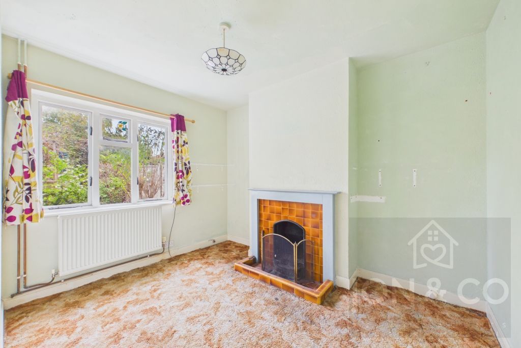 Property photo 3 of 14