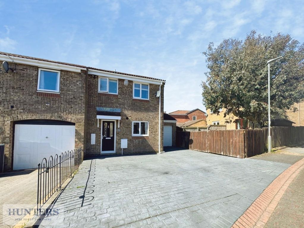 Property photo 1 of 8 52Ab026A-F-4F8A-Af98-5Fe041D5A084-3717-00000101Aeb