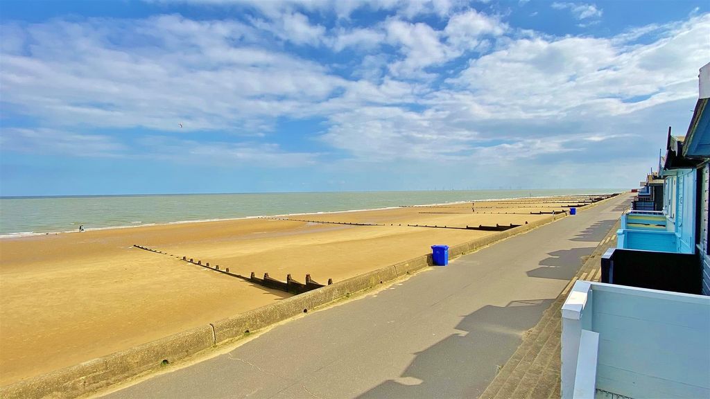 Property photo 3 of 11 Alternate Beach Hut View