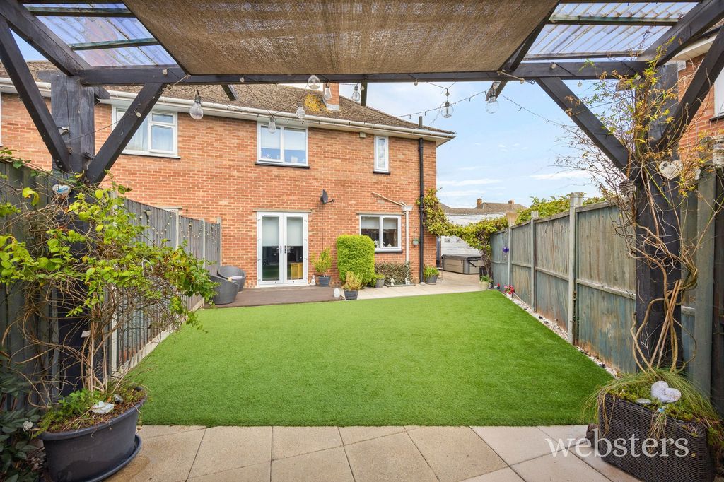 Property photo 2 of 21
