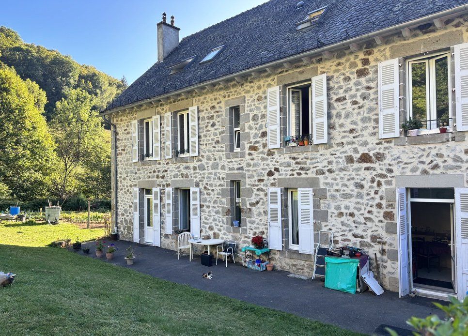 Property photo 3 of 4