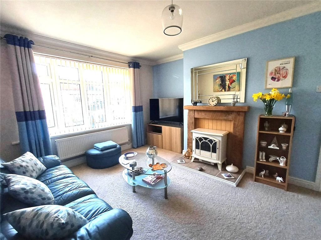 Property photo 3 of 14 Picture No. 23