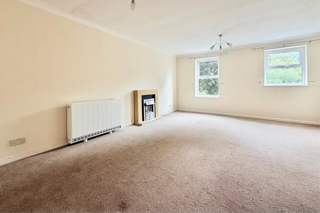 Property photo 3 of 12 Photograph