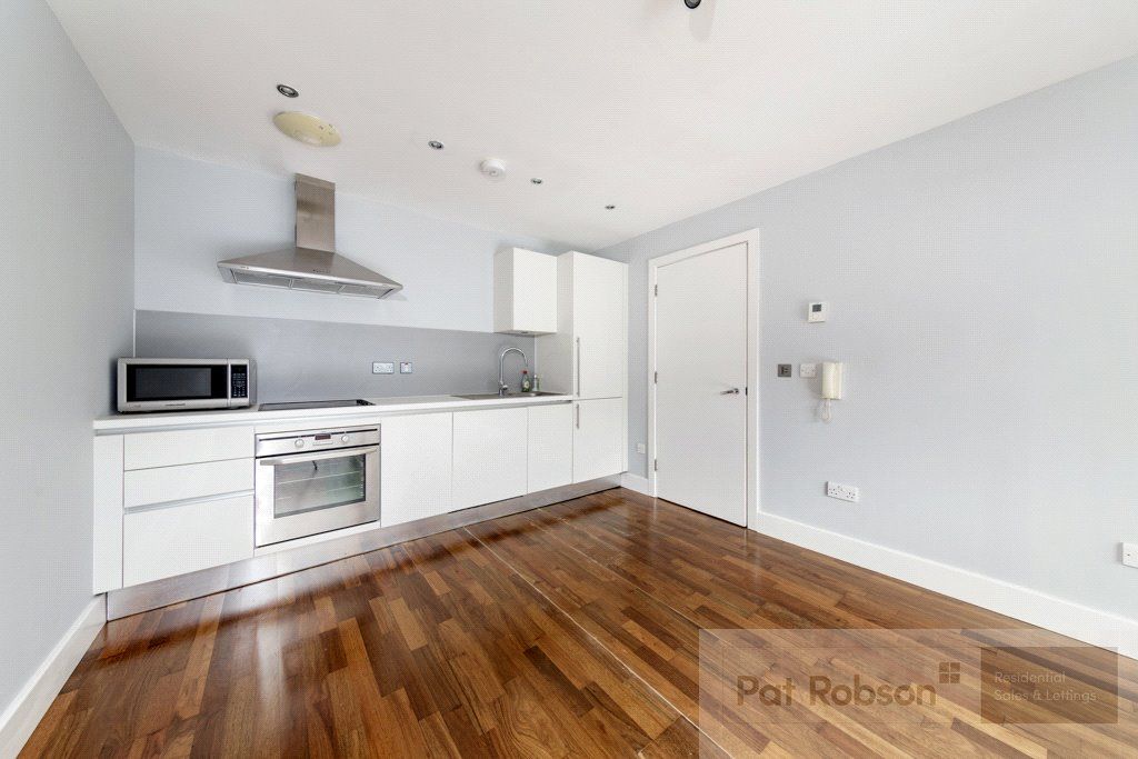 Property photo 3 of 9 Picture 3