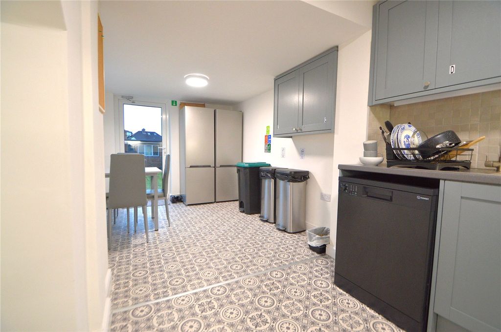 Property photo 3 of 9 Picture No. 01