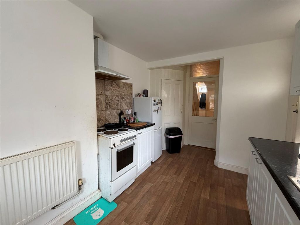 Property photo 3 of 12 5.Jpg