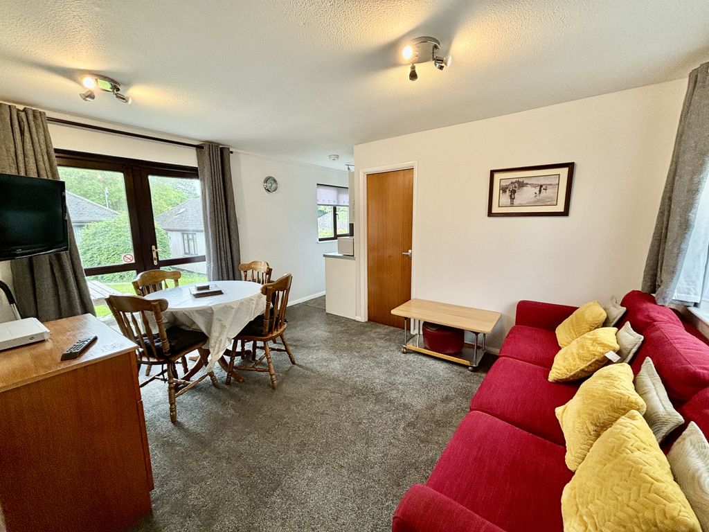 Property photo 3 of 12 Gallery