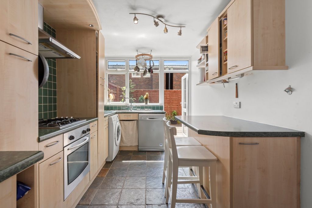 Property photo 2 of 10 Picture No. 07