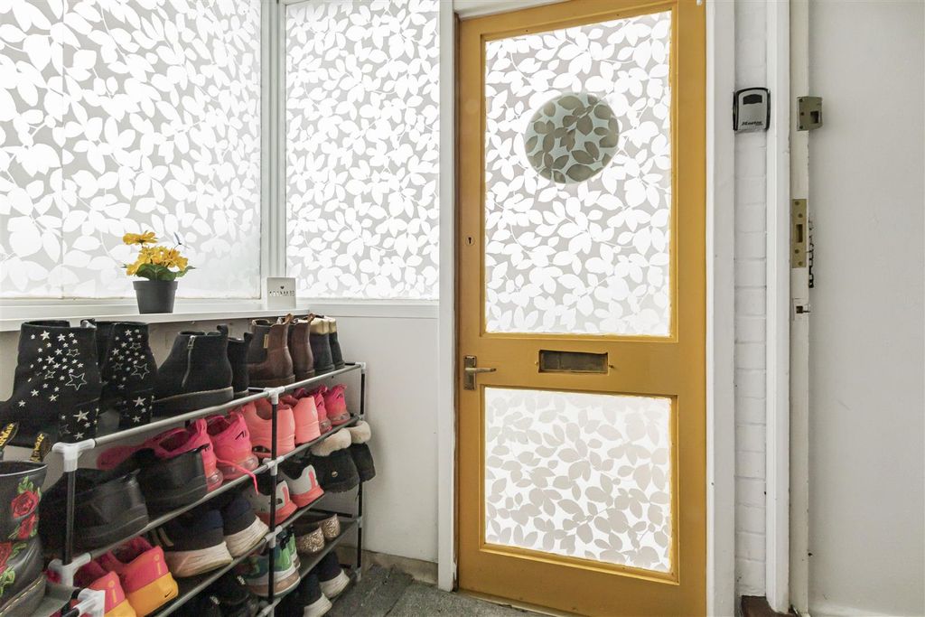 Property photo 3 of 11 9_65464.Jpg