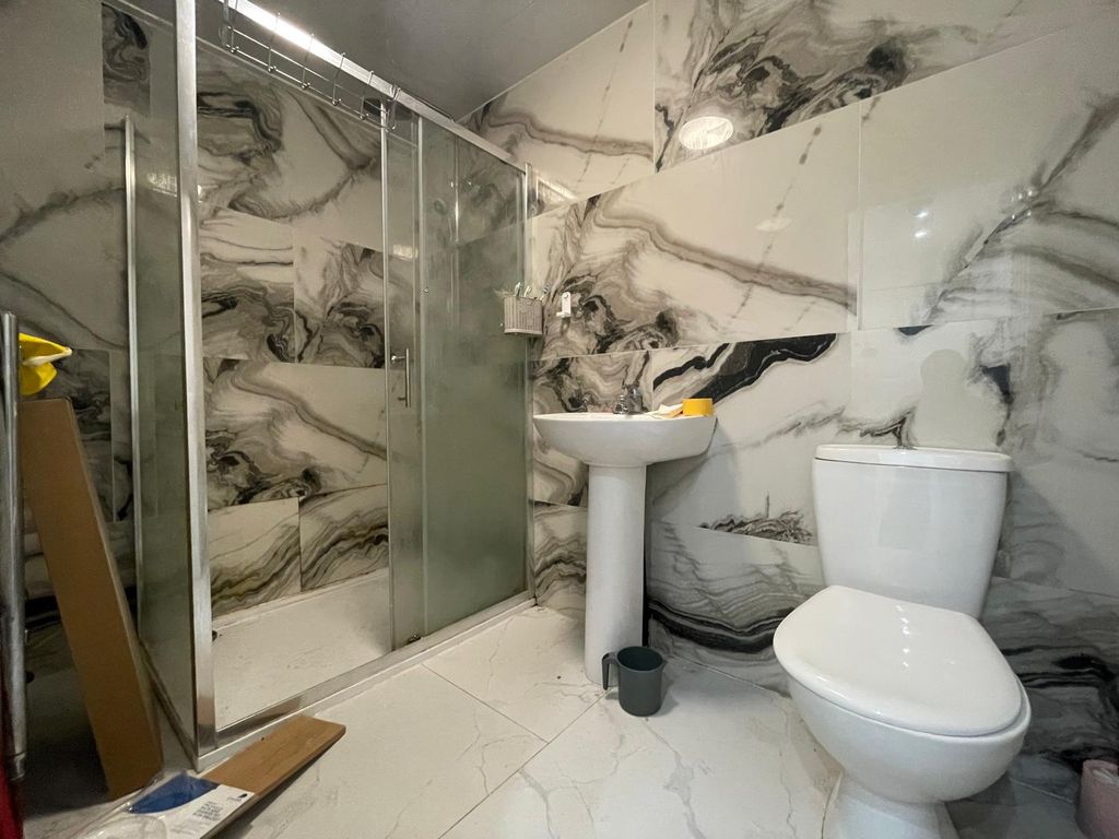 Property photo 3 of 4 Gallery